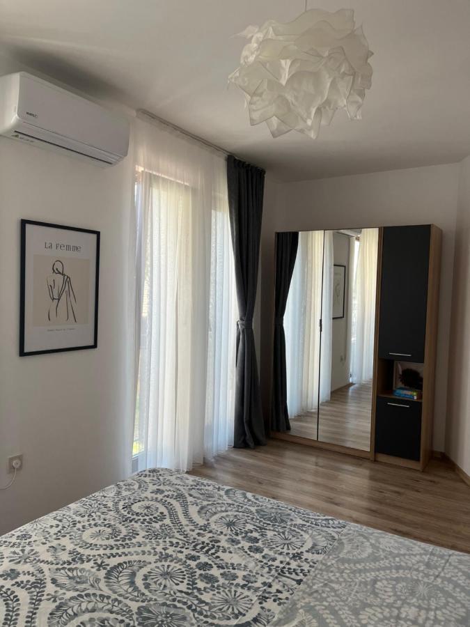 Azzurro Premium Apartment On Bulevard Bogoridi Burgas Luaran gambar