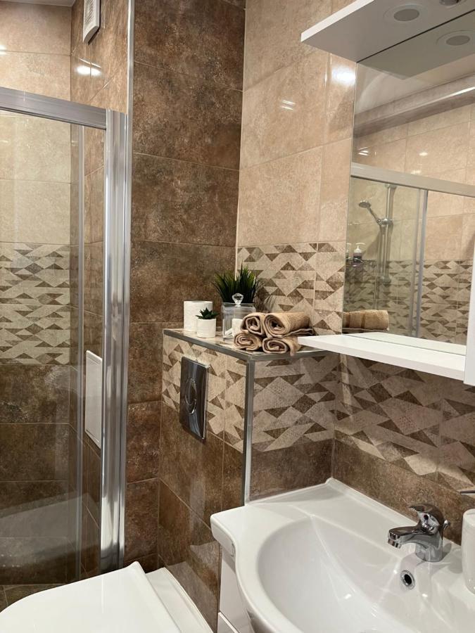 Azzurro Premium Apartment On Bulevard Bogoridi Burgas Luaran gambar