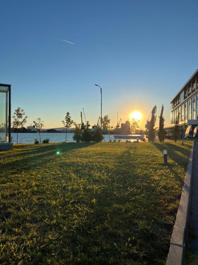 Azzurro Premium Apartment On Bulevard Bogoridi Burgas Luaran gambar