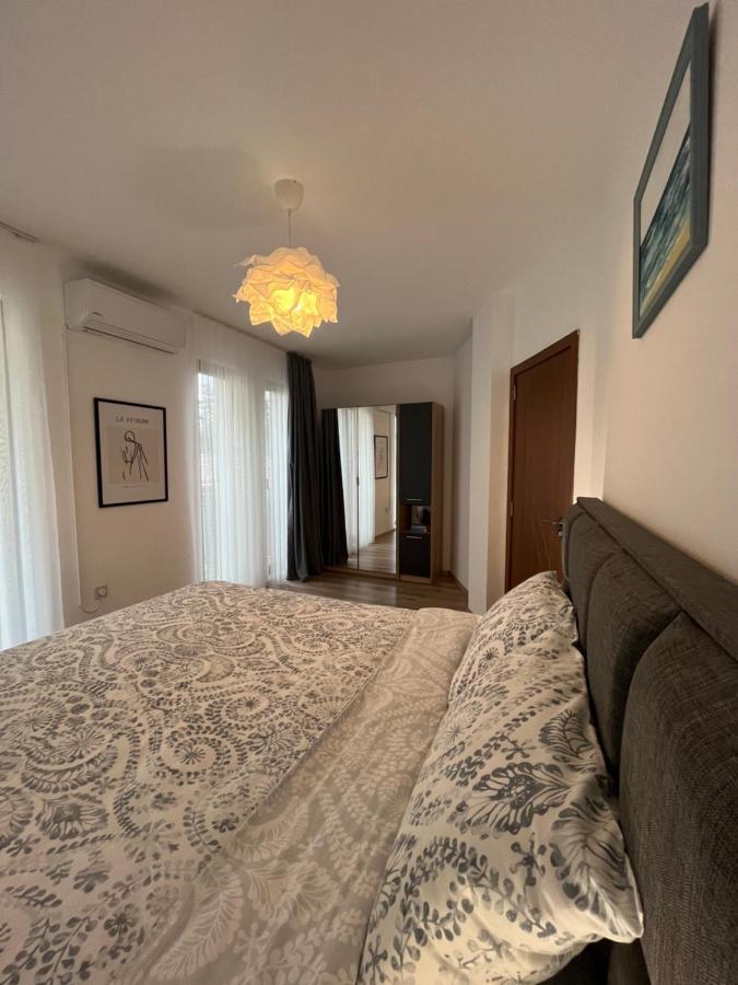 Azzurro Premium Apartment On Bulevard Bogoridi Burgas Luaran gambar