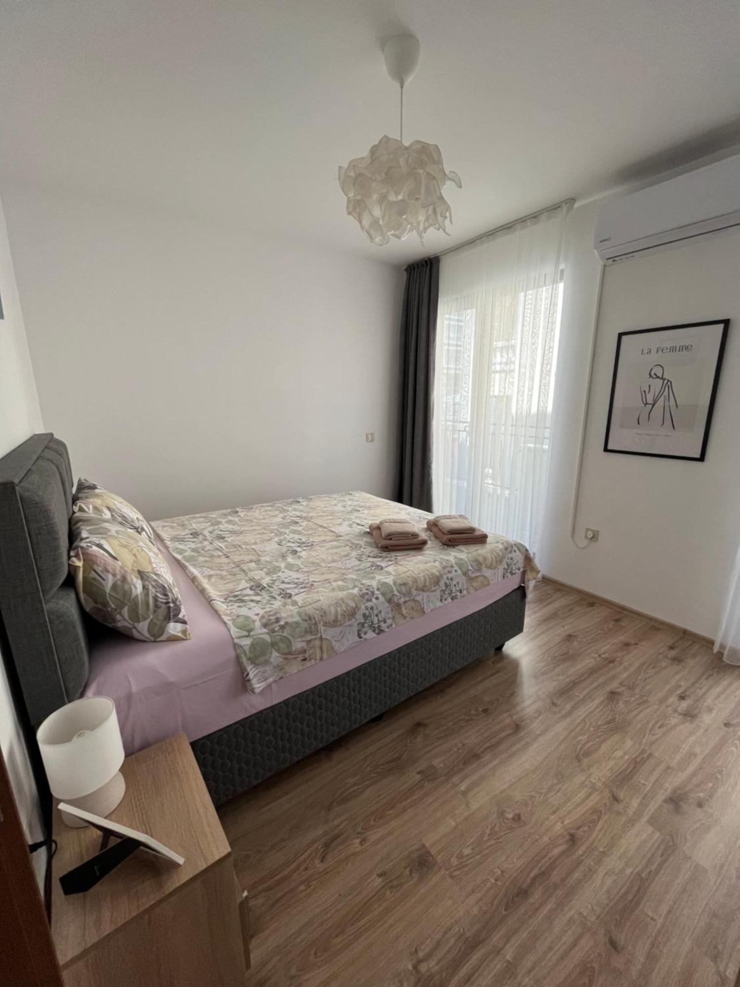 Azzurro Premium Apartment On Bulevard Bogoridi Burgas Luaran gambar